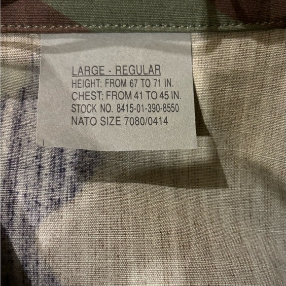 Authentic  Men’s Military Shirt Size L - Picture 5 of 5